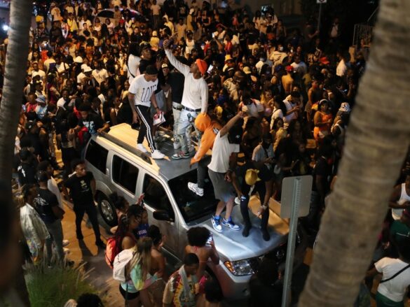 Florida Beach Spring Break Closure