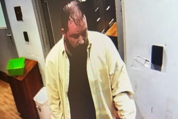 man with murder and violence history escapes